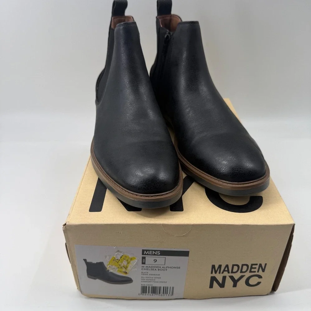 Madden NYC Alphonse Black Chelsea Boots Mens 9 Zip Up Ankle Boot MNMN43AM704